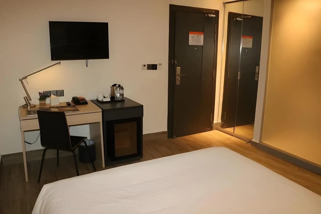 Pacific Express Hotel Central Market - photo 34