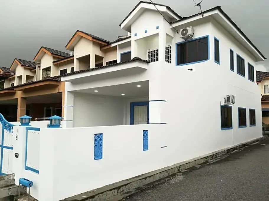 Santorini 4 Bedrooms Full Air Cond Entire Home - photo 2