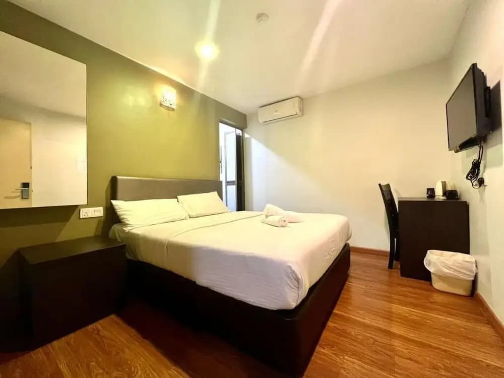 Ledang Hotel - photo 5