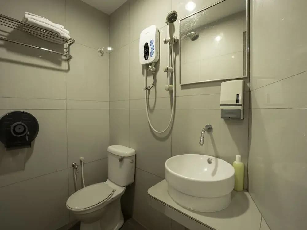 Oyo 903 Happy 92 Hotel - photo 5