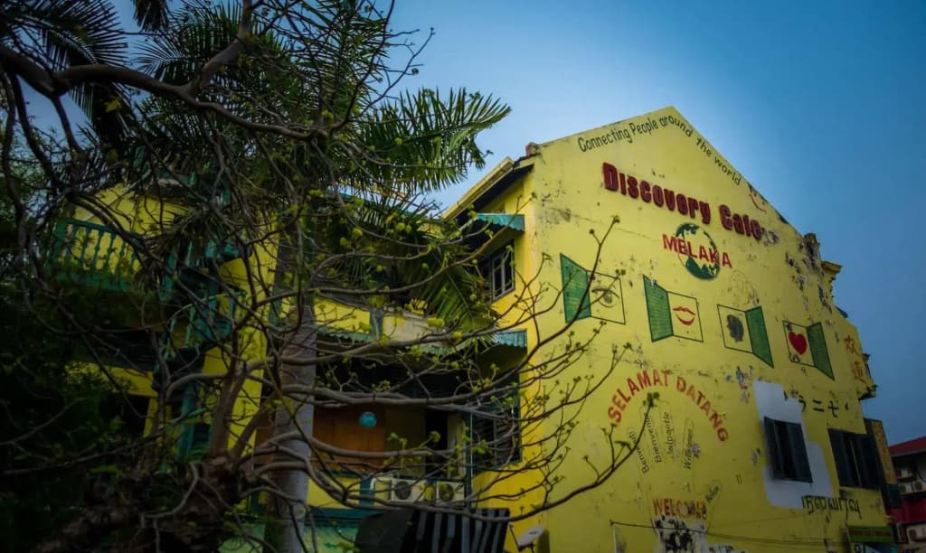 Discovery Cafe & Guesthouse - photo 1