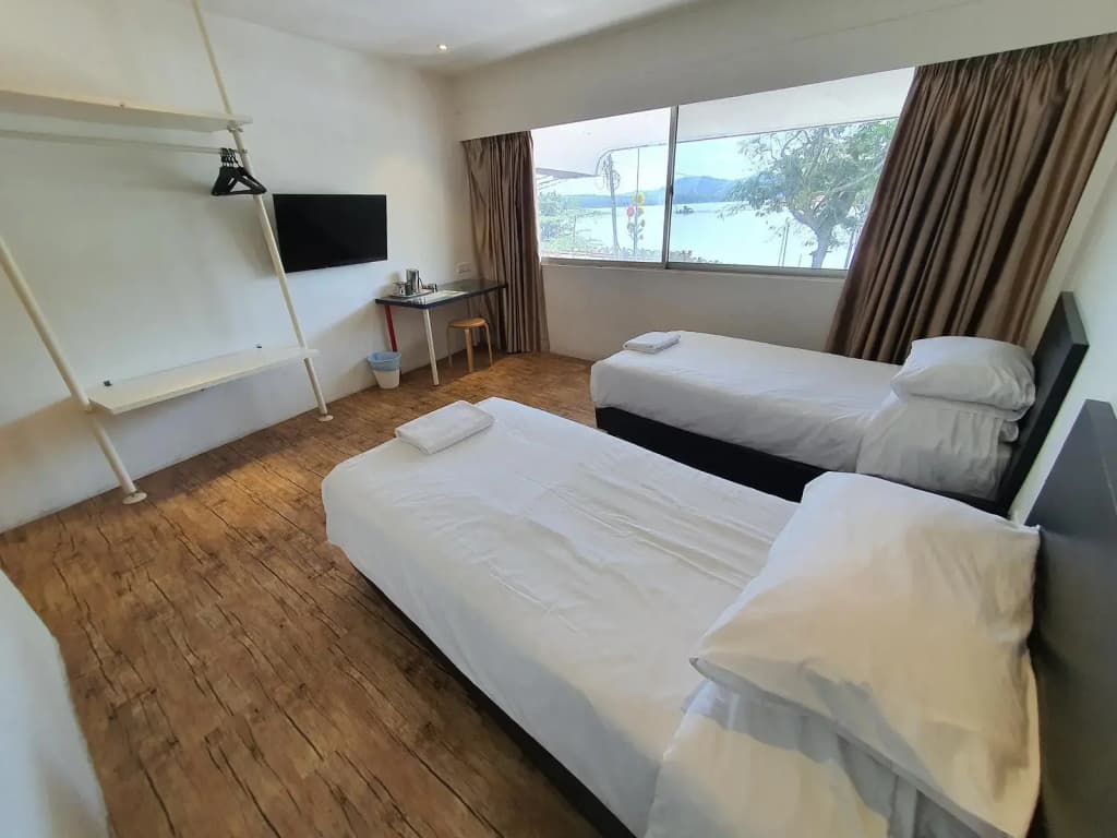Riverine Garden Hotel - photo 20