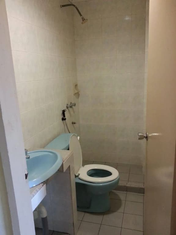 Iskandar Sinsuran Guesthouse - photo 6