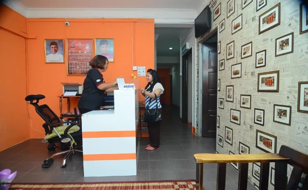 Amt Budget Hotel - photo 8