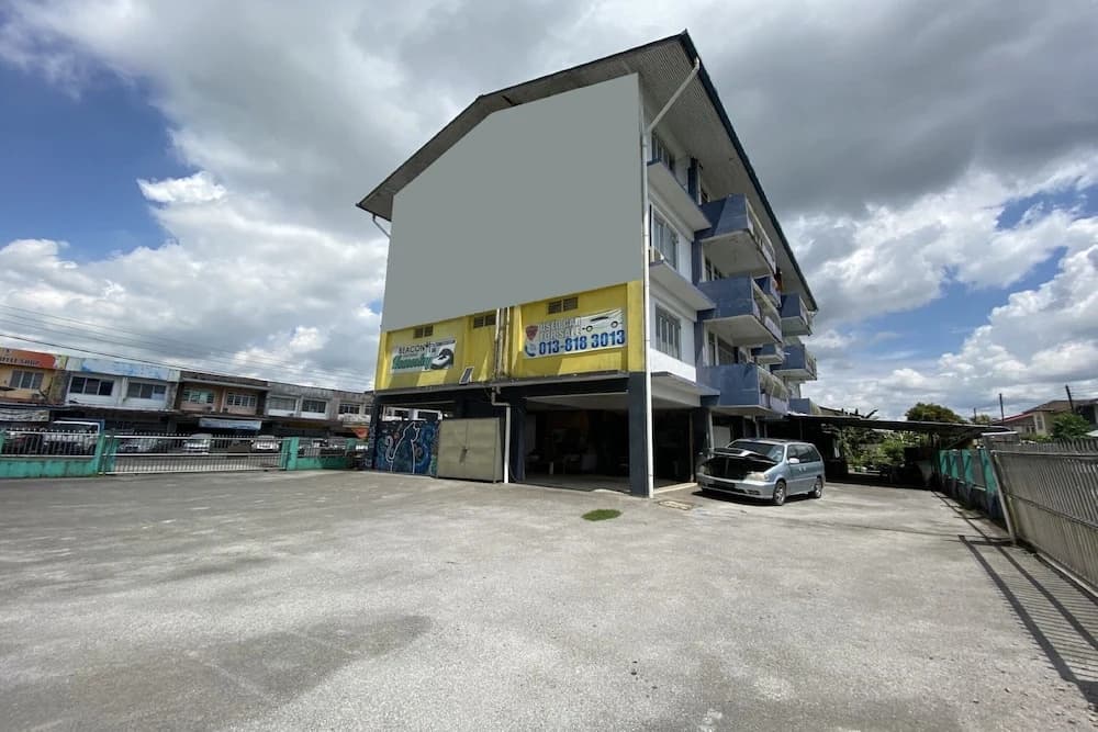 Oyo Home 90295 Beacon Homestay Kuching - photo 1