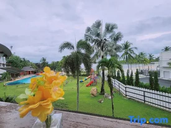 Langkawi Lagoon Resort 3 pax by Define Suite - photo 3