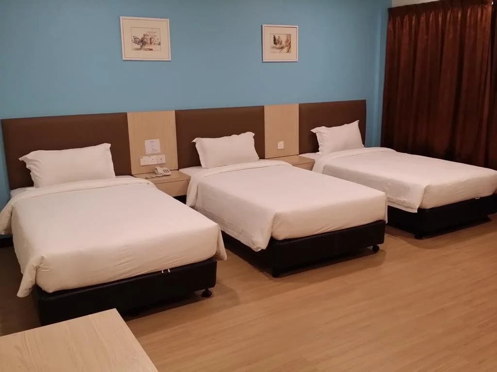 MJ Hotel - main photo