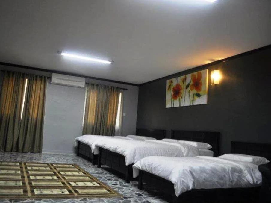 Saf Inn - photo 2