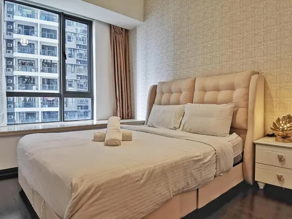 Yussy 4Bedroom Condo at R&F Princess Cove - photo 26