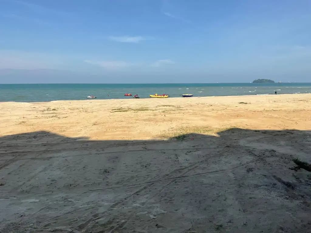 Port Dickson Paradise Lagoon Beachfront Apartment - photo 17