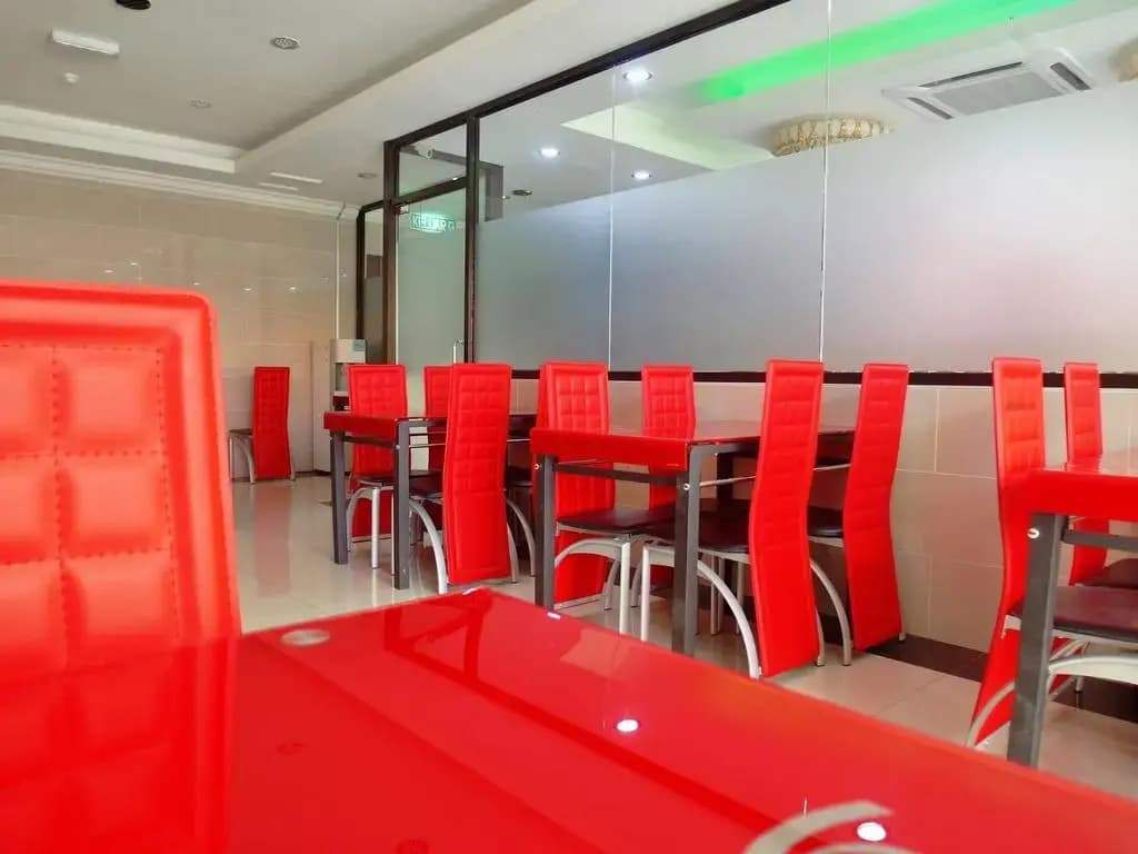 Classic Kinabalu Hotel - photo 17