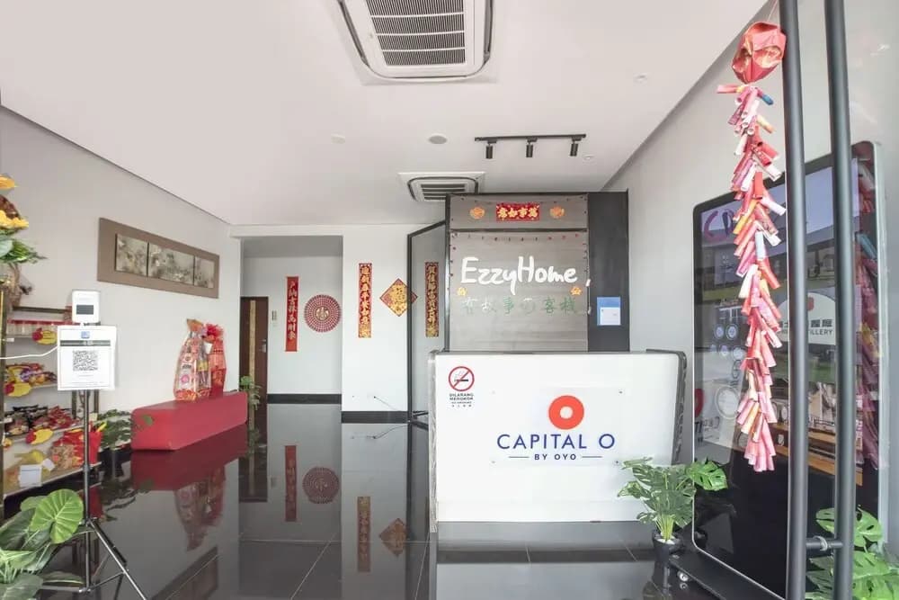 Capital O 90447 Hotel Ezzyhome Kebun Teh - photo 12