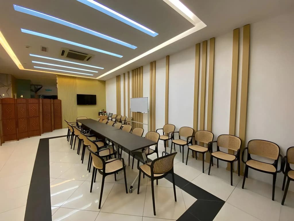 Bangi Business Hotel - photo 16