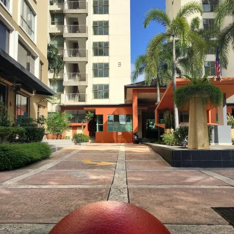 Vibrant Studio at Damansara Perdana - photo 20