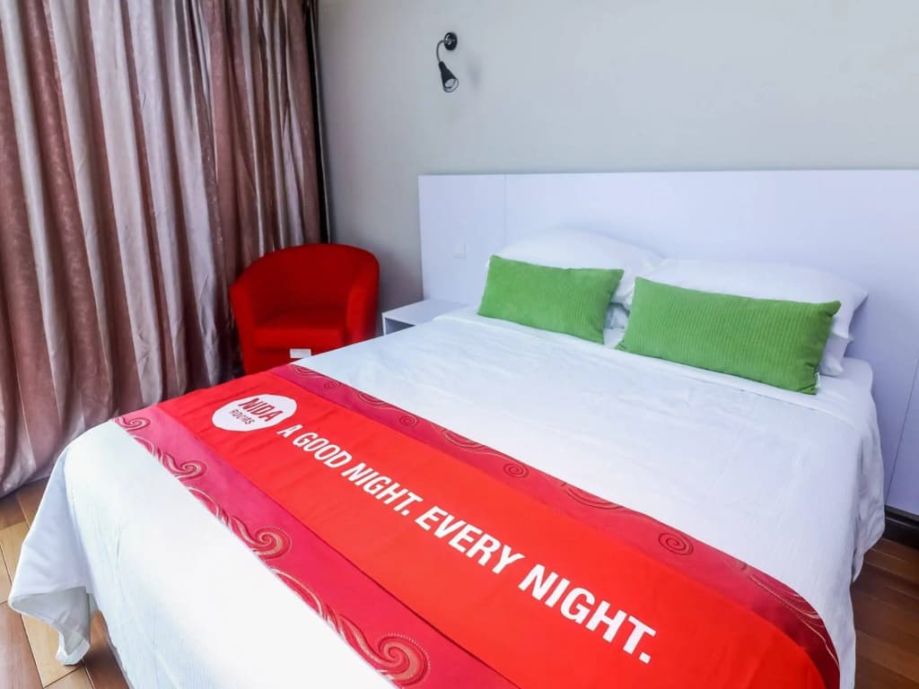 Easyrest Hotel - photo 4