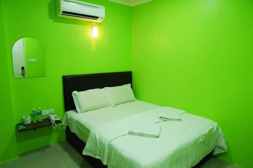 Royale City Hotel - photo 15
