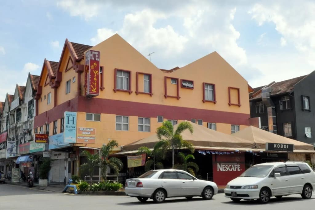 King's Hotel Kuantan - photo 14