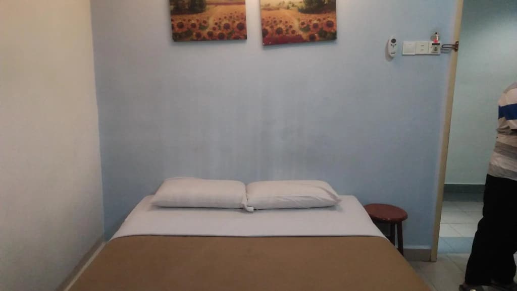Dragon Inn Premium Hotel ( J.B) Sdn Bhd - photo 2