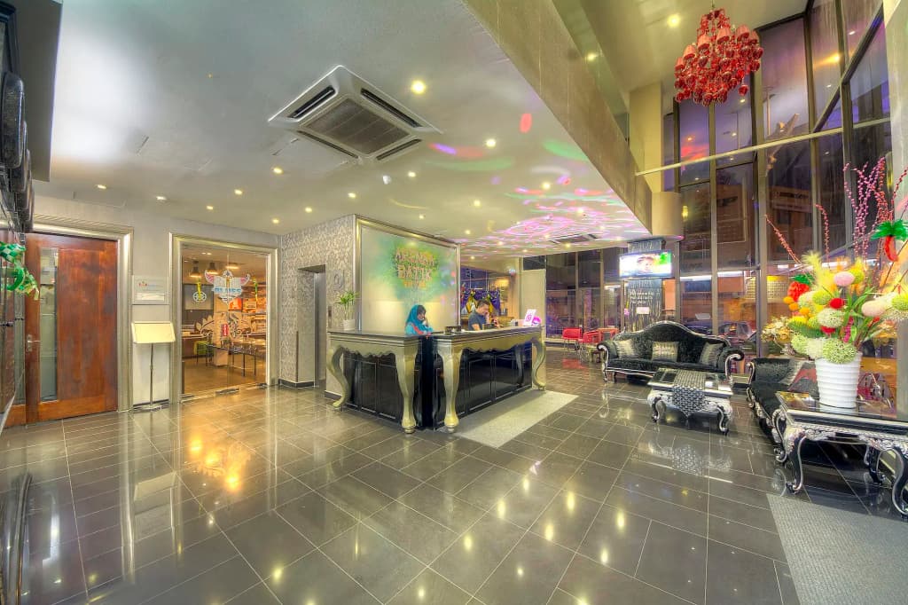 Arenaa Batik Boutique Hotel - photo 11