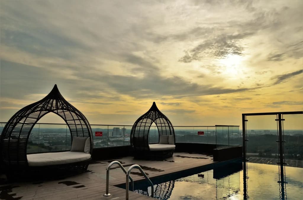 Holi Afiniti Themed Suites - photo 17