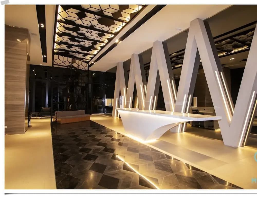 Expressionz Professional Suites by KL101 - photo 2