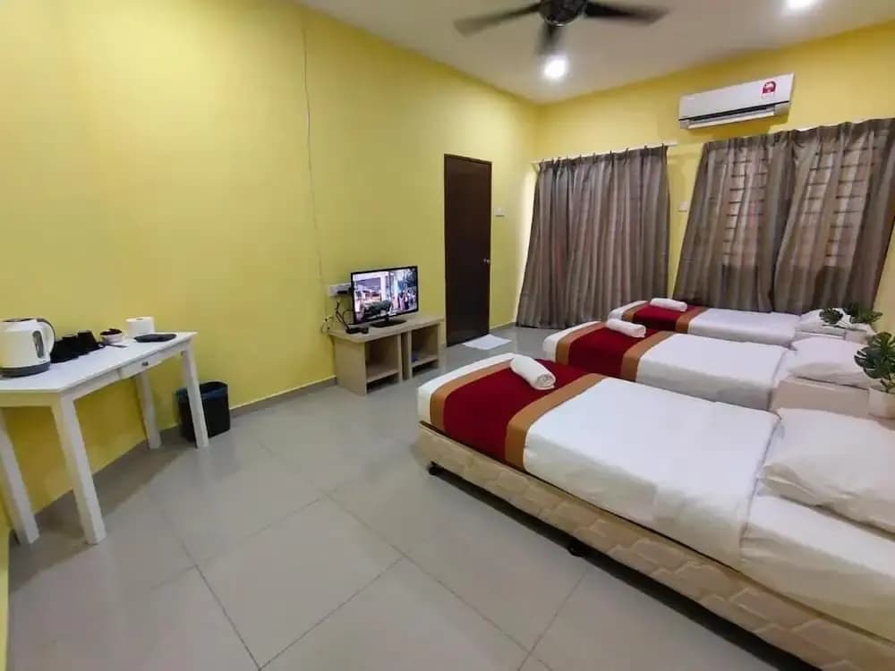 Mutiara Height Homestay - photo 2