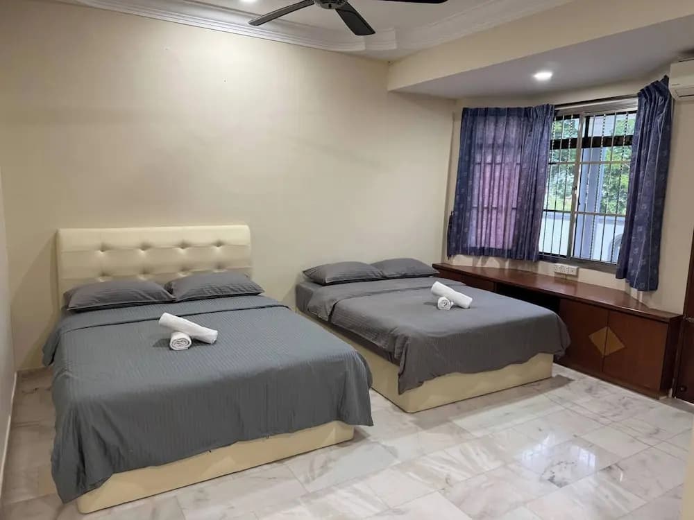 Cozy Johor Bahru Home With Family Room and Unblock Balcony View - photo 2