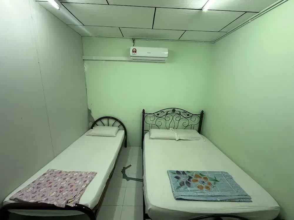 OYO 90881 Top Star Hotel - photo 3
