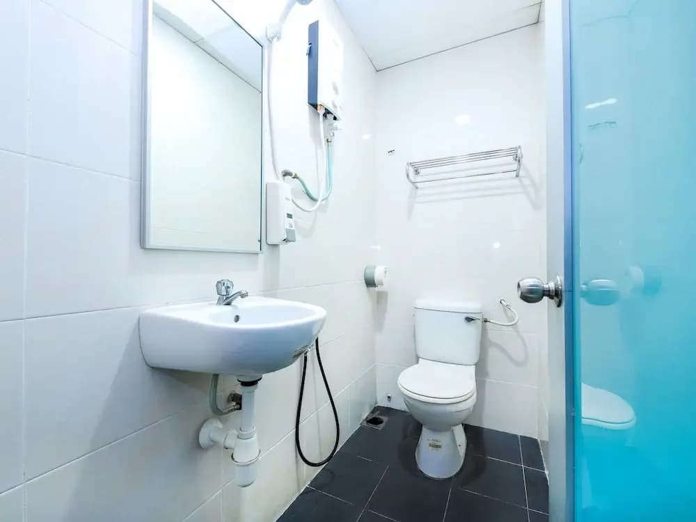 Hotel 22 Northport by OYO Rooms - photo 8