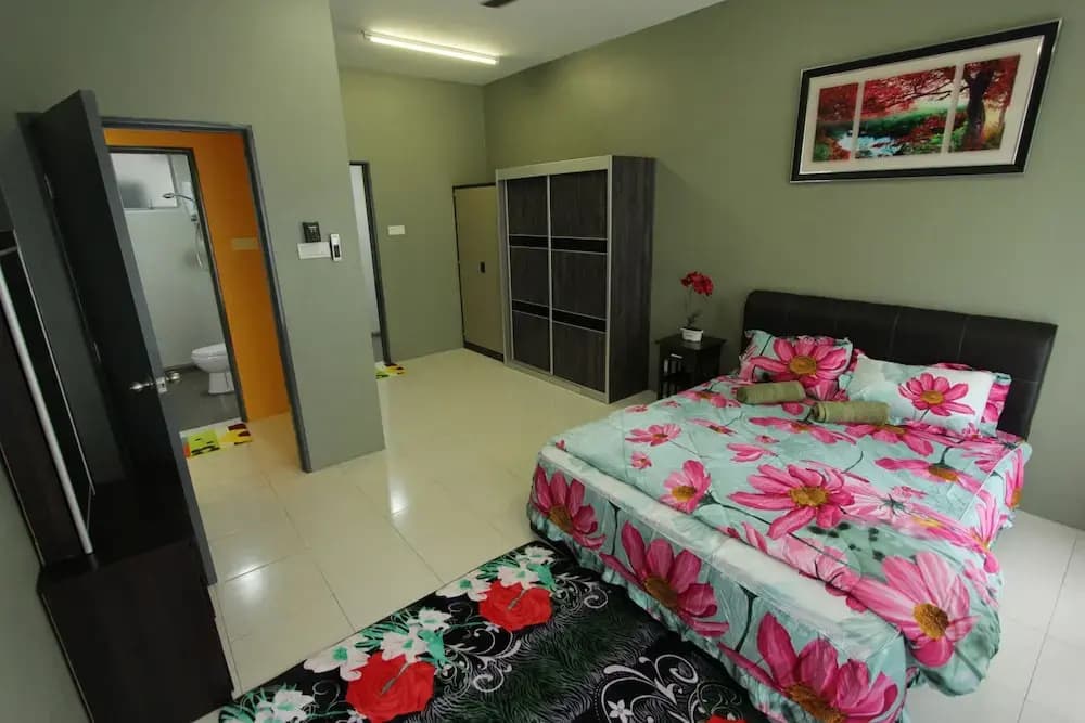 Homestay Casa Mewah at Hijauan Heights - photo 15