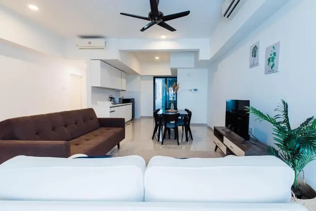 Cozy Homestay with WiFi @Encorp Strand Mall @Alpha IVF - photo 4