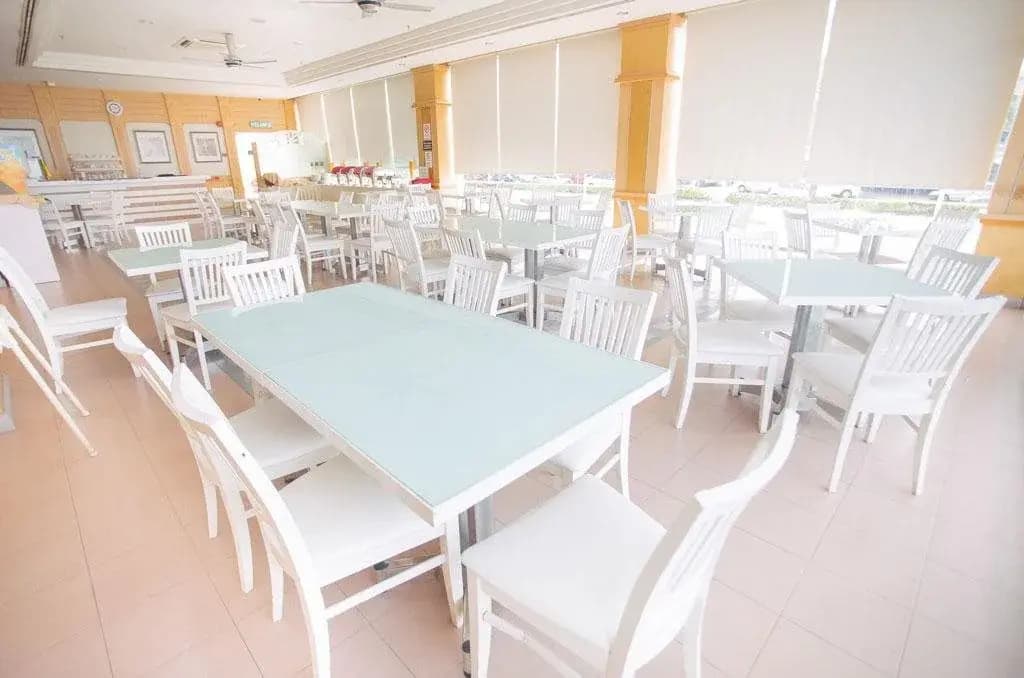 Pelican Hotel - photo 15