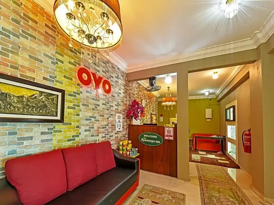 OYO 89694 de Lodge Hotel - photo 2