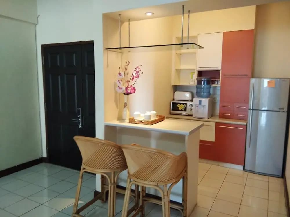 Likas Deluxe 3 Bedroom Apartment - photo 15