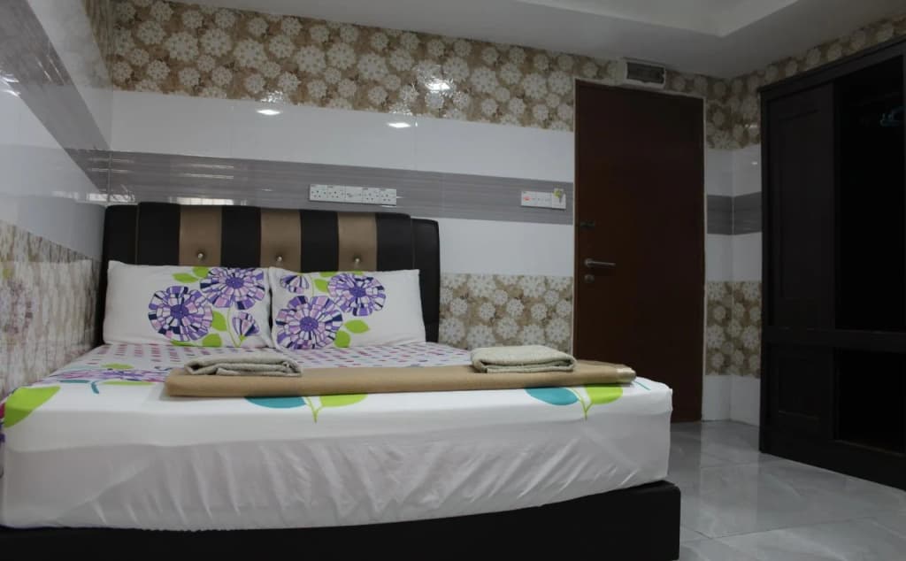 New Wave Hotel Rawang - photo 10