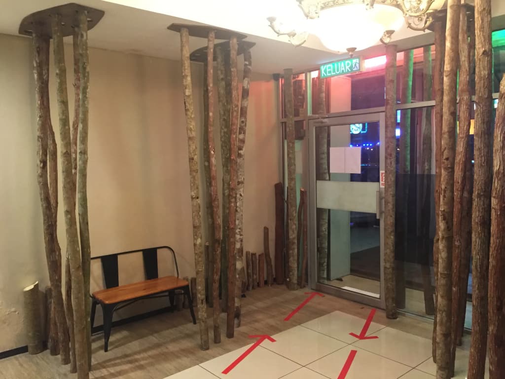 Rainforest Budget Stay - photo 8