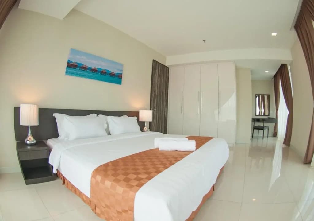 Sky Hotel Kota Kinabalu - photo 2