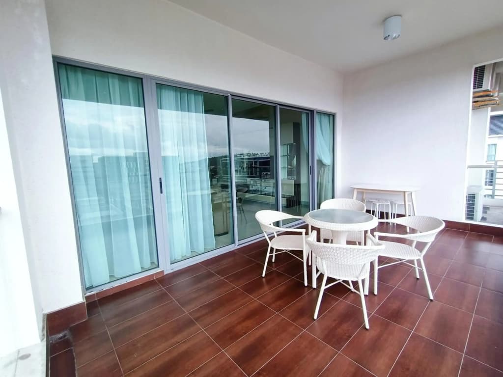 New! Seaview Deluxe Sunrise Suite 2000 sqft Imago Loft B 3 bedrooms above Imago Shopping Mall - photo 7