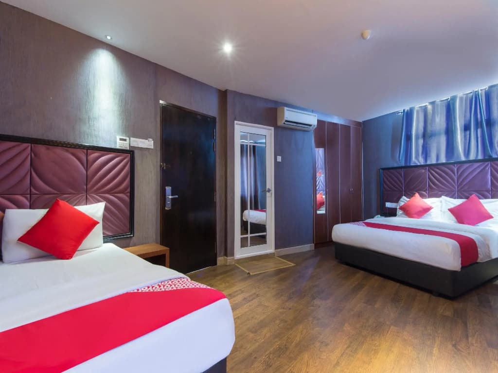 OYO 763 Tazara Hotel - photo 2