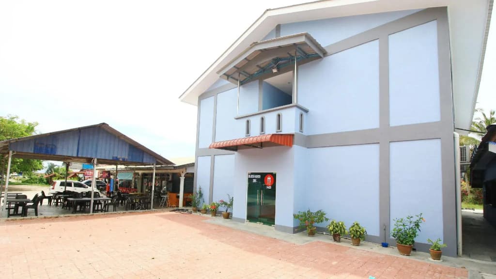 ZEN Rooms Near Pantai Tengah - photo 12