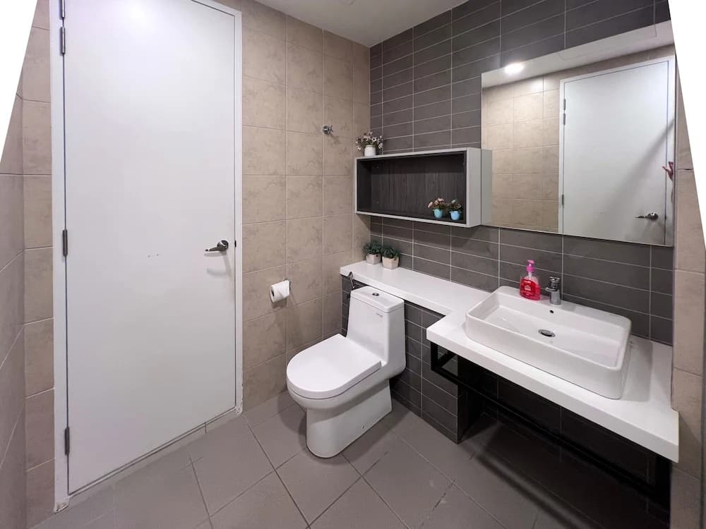 Robertson BY Shahjalal Suites - photo 11