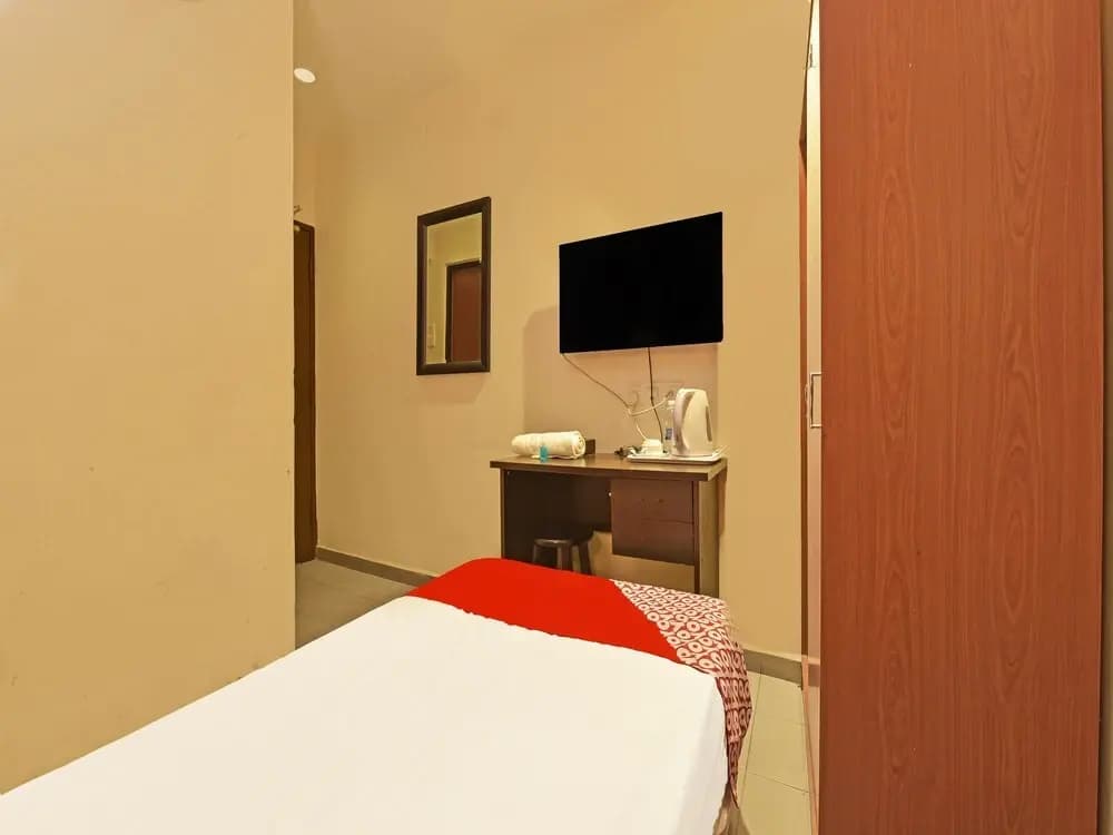 OYO 90510 Hotel Sahara - photo 3