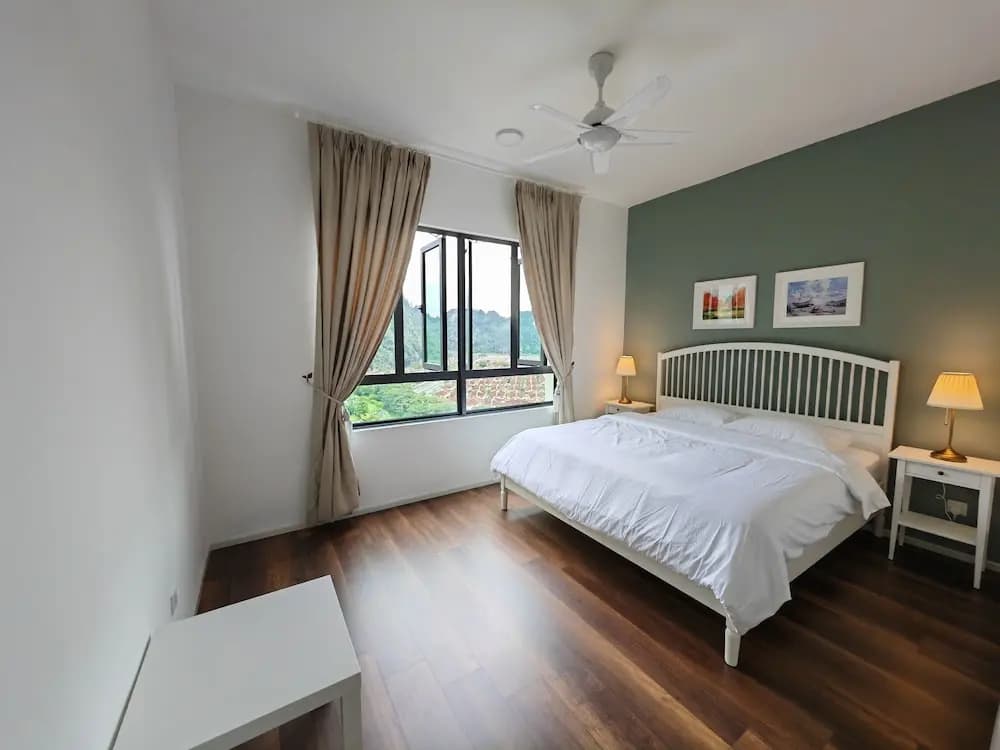Mountain & Theme Park Views' Cozy Suite - photo 2