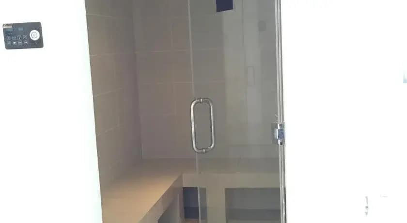 Paradise Executive Suites - photo 8