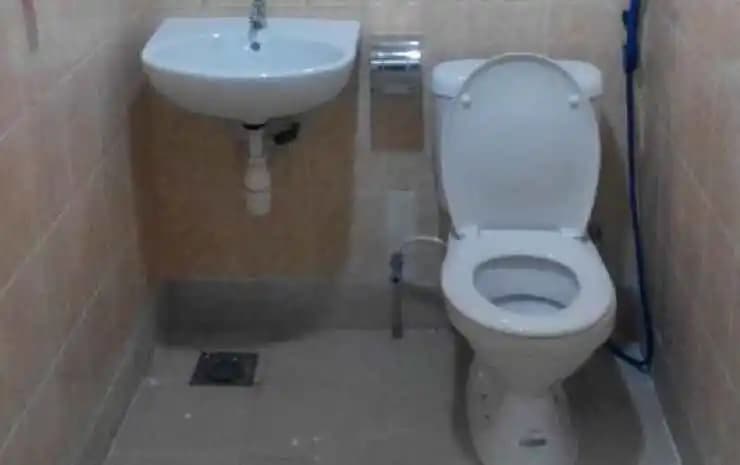 RST Hotel - photo 8