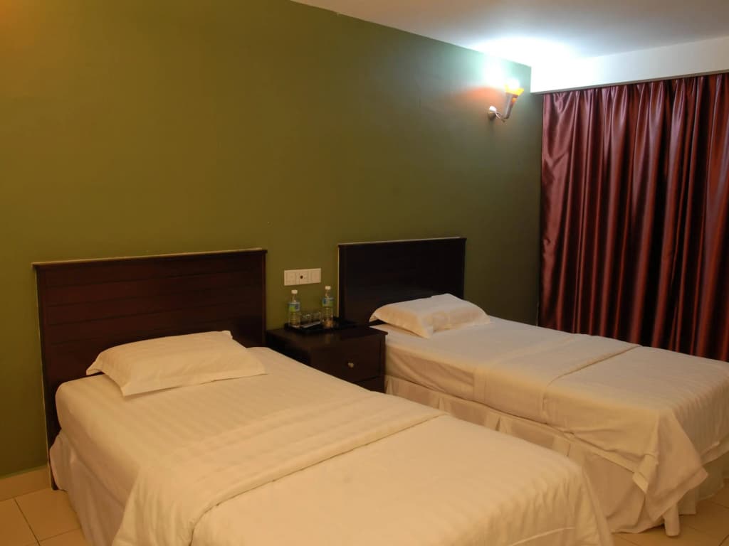 Loong Fatt Hotel - photo 4