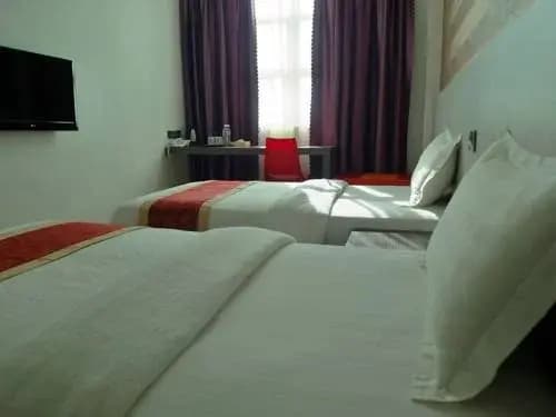 Studio8 Inn - photo 4