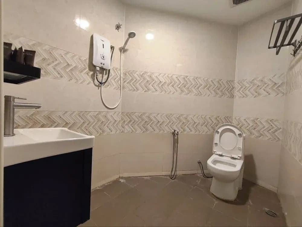 Hotel Mawar Inn - photo 45