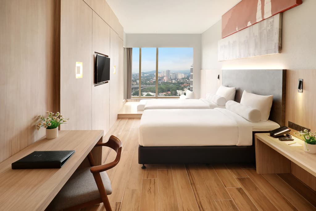 Ibis Kuala Lumpur City Centre Hotel - photo 5