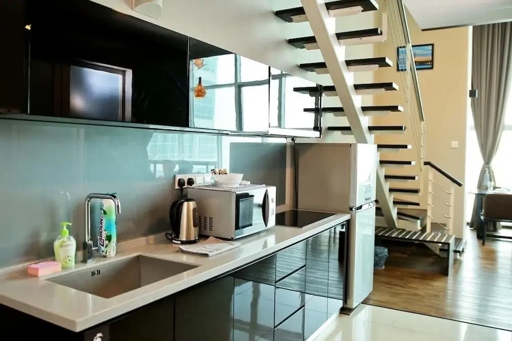 Seafront Duplex Suite at Georgetown - photo 14